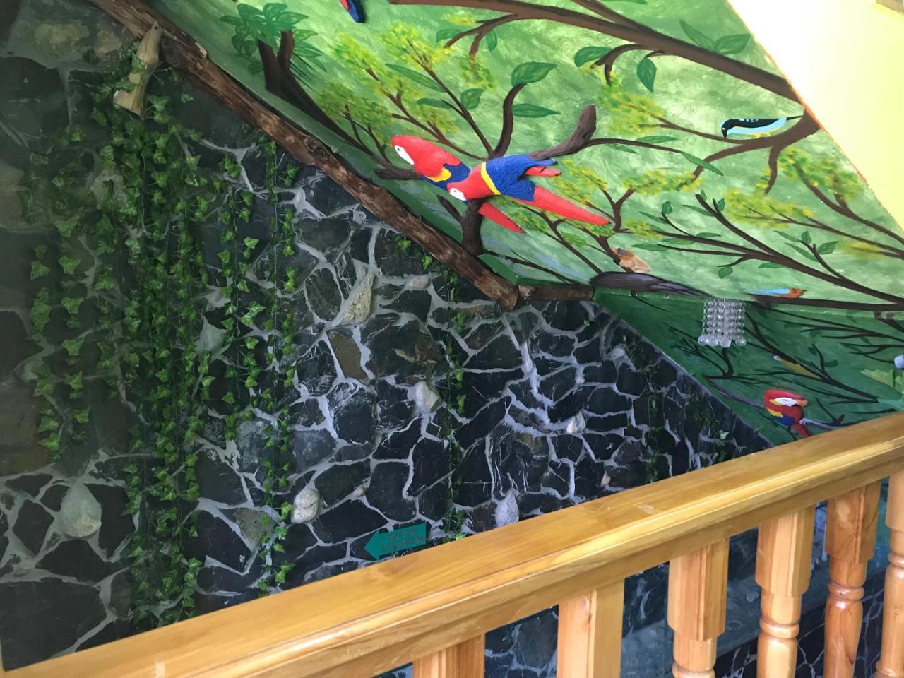 Hotel Las Guacamayas Гуатапе Экстерьер фото